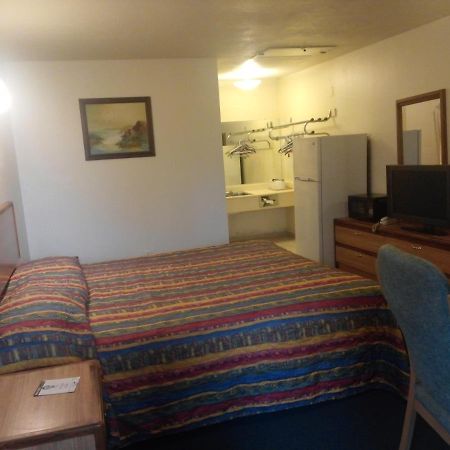 Evergreen Inn Covina Dış mekan fotoğraf