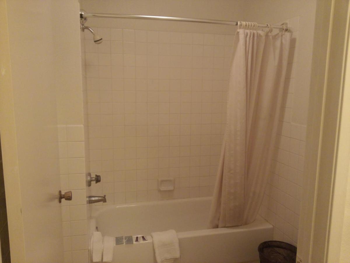 Evergreen Inn Covina Dış mekan fotoğraf
